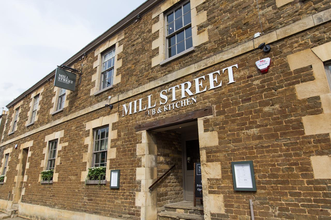 مبيت وإفطار أوكهام Mill Street Pub & Kitchen المظهر الخارجي الصورة